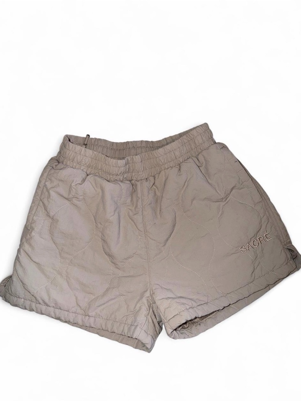 Quilted Women's Shorts in Taupe